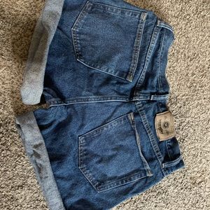 Wrangler cut off jean shorts